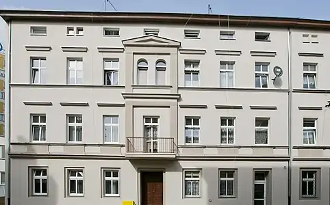 Facade on Śniadeckich Street