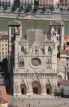 The seat of the Archdiocese of Lyon is Cathédrale Saint-Jean-Baptiste