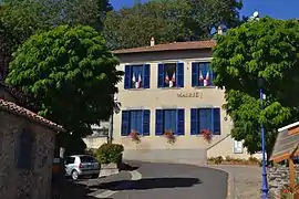 The town hall in Tourzel-Ronzières