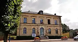 The town hall in Garchizy