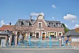 The town hall in Frétoy-le-Château