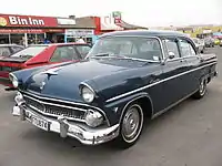 1955 Ford Customline Fordor Sedan