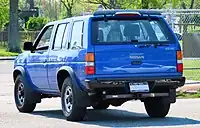 1990–1995 Nissan Pathfinder 4-door