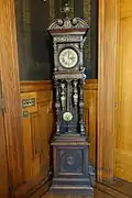 Hallway clock