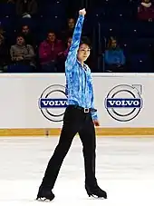 Hanyu in his ending pose of his short program to "Parisienne Walkways" at the 2013 Finlandia Trophy in Espoo