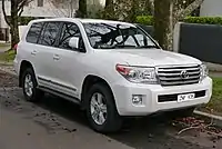 First facelift Toyota Land Cruiser Sahara (VDJ200)