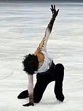 Final pose of Hanyu's free skate program to 'Romeo and Juliet' at the 2013 Trophée Éric Bompard in Paris