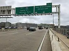 I-395 northbound along the Southwest Freeway at exit 3