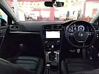 Interior (facelift)