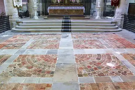 Choir floor of Saint-Pierre-sur-Dives in Calvados