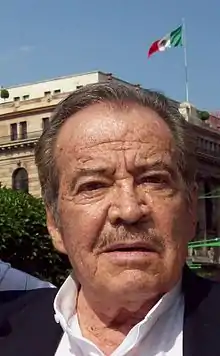 Color photo of Claudio Obregón.