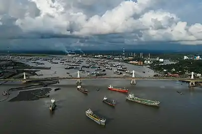 Industrial plants near the Shah Amanat Bridge