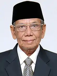 Official portrait of Hasyim