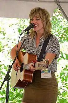 American singer+songwriter Anaïs Mitchell performing in 2010