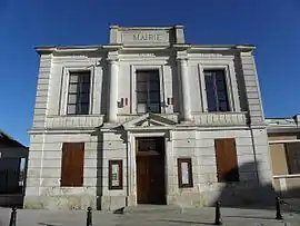 The town hall in Appoigny