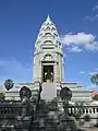 Stupa at the temple Som Rong, Sóc Trăng City