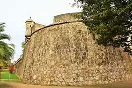 Orillon that protects the entrance to the postern, bartizan and embrasures