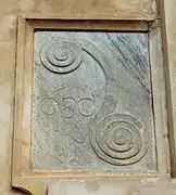 Plaque with the legend "1680" (year of construction)