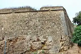 Eastern curtain wall and, in the corner, another one to the north. In the background another to the east