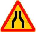 1.18.1 Road narrows on both sides