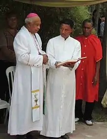 Nascimento (left) in 2015