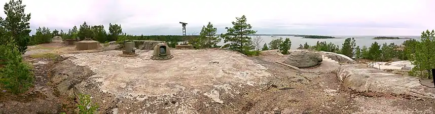 Surviving fire control equipment at Arholma 1