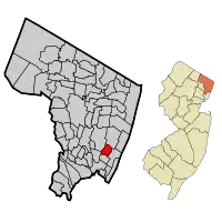 Location of Leonia in Bergen County highlighted in red (left). Inset map: Location of Bergen County in New Jersey highlighted in orange (right).