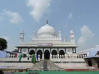 Bhikham Shah Da Maqbra, Ghuram