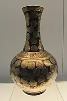 blue glazed vase with golden medallion design, Jingdezhen ware,1875–1908 A.D., a collection of Shanghai Museum