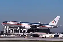 A Boeing 757, registration N644AA, at Los Angeles International Airport in January 1999