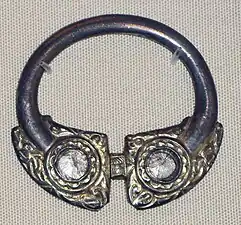 Simple pseudo-penannular brooch (pin missing)