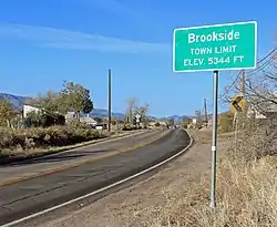 Entering from the east on Highway 115.