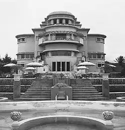 Villa Isola, Bandung