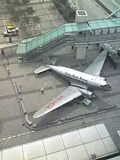 Cathay Pacific DC-3 Niki.