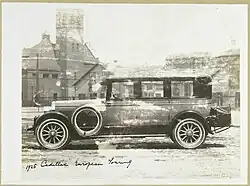 1925 Cadillac V-63 Custom Suburban Sedan