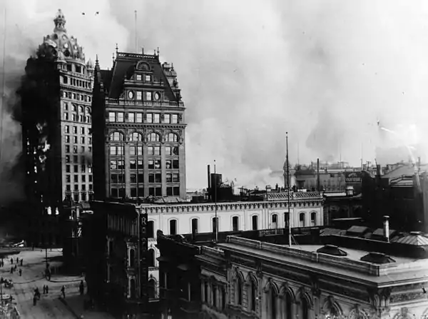 Central Tower burns after the 1906 San Francisco earthquake