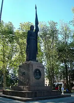 Monument "A La Bandera" in the central square