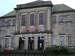 East Port, Carnegie Hall Including Boundary Wall And Steps To North