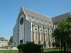 The seat of the Archdiocese of Lille is Basilique-cathédrale Notre-Dame-de-la-Treille.