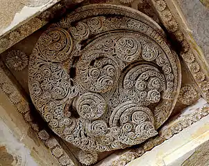 Ceiling fractal carvings resemble to Kalpavriksha illustration in Dilwara Jain Temple