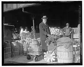 Shopper in the exterior part of Center Market