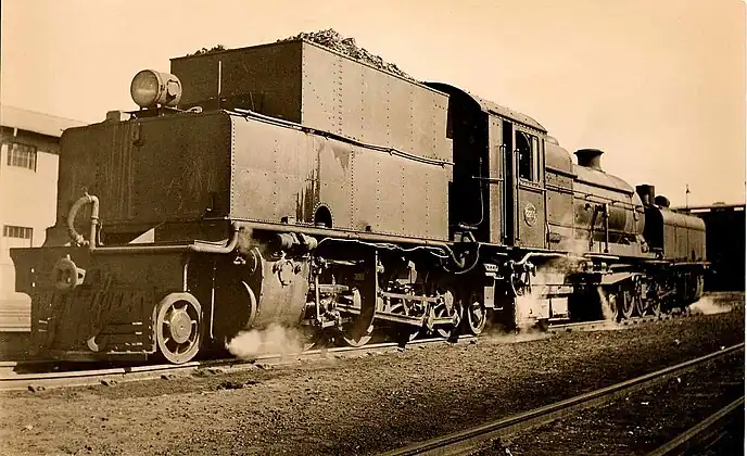 Second batch no. 2269 with Johnston link-and-pin couplers, c. 1930