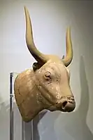 Clay bulls head rhyton, Palaikastro, 1500-1450 BC, AMH