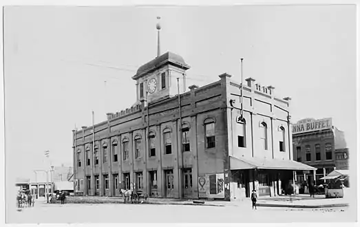 Clocktower Courthouse, view from Spring St. looking SE, with the Vienna Buffet on Court St. visible