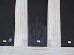 Abraham Lincoln statue