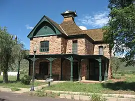 Commanding Officer's Quartersat Fort Apache Historic Site