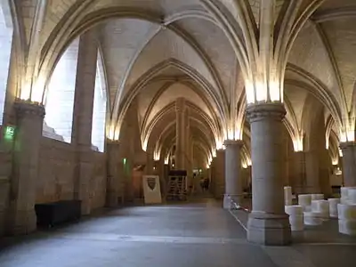 Gothic rib vaults of the hall of men at arms of the Conciergerie (1302)