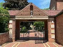 Cranbrook Kingswood Quad Gate