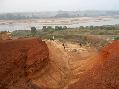 Creases on the banks of Shilabati, Gangani