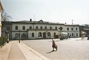 Crimmitschau station when the entrance building was still in use